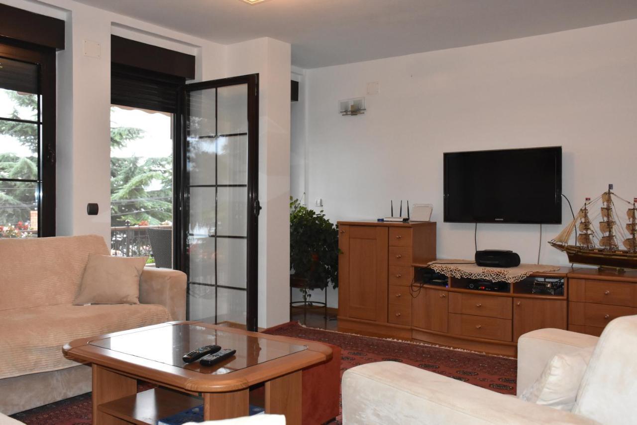 Bache Apartments Ohri Dış mekan fotoğraf